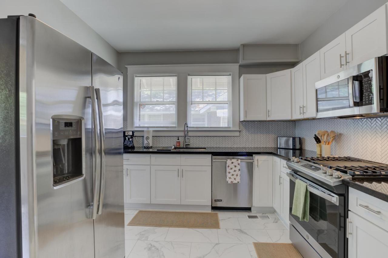 Spacious Bungalow With 6 Beds, Games, And Fire Pit - Close To Beale Street, Bbq, Graceland, & Liberty Bowl Мемфис Экстерьер фото