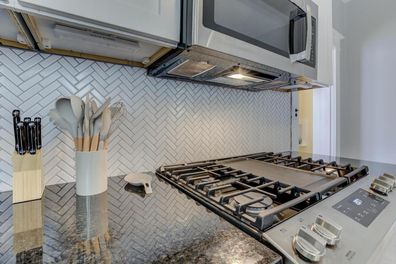 Spacious Bungalow With 6 Beds, Games, And Fire Pit - Close To Beale Street, Bbq, Graceland, & Liberty Bowl Мемфис Экстерьер фото